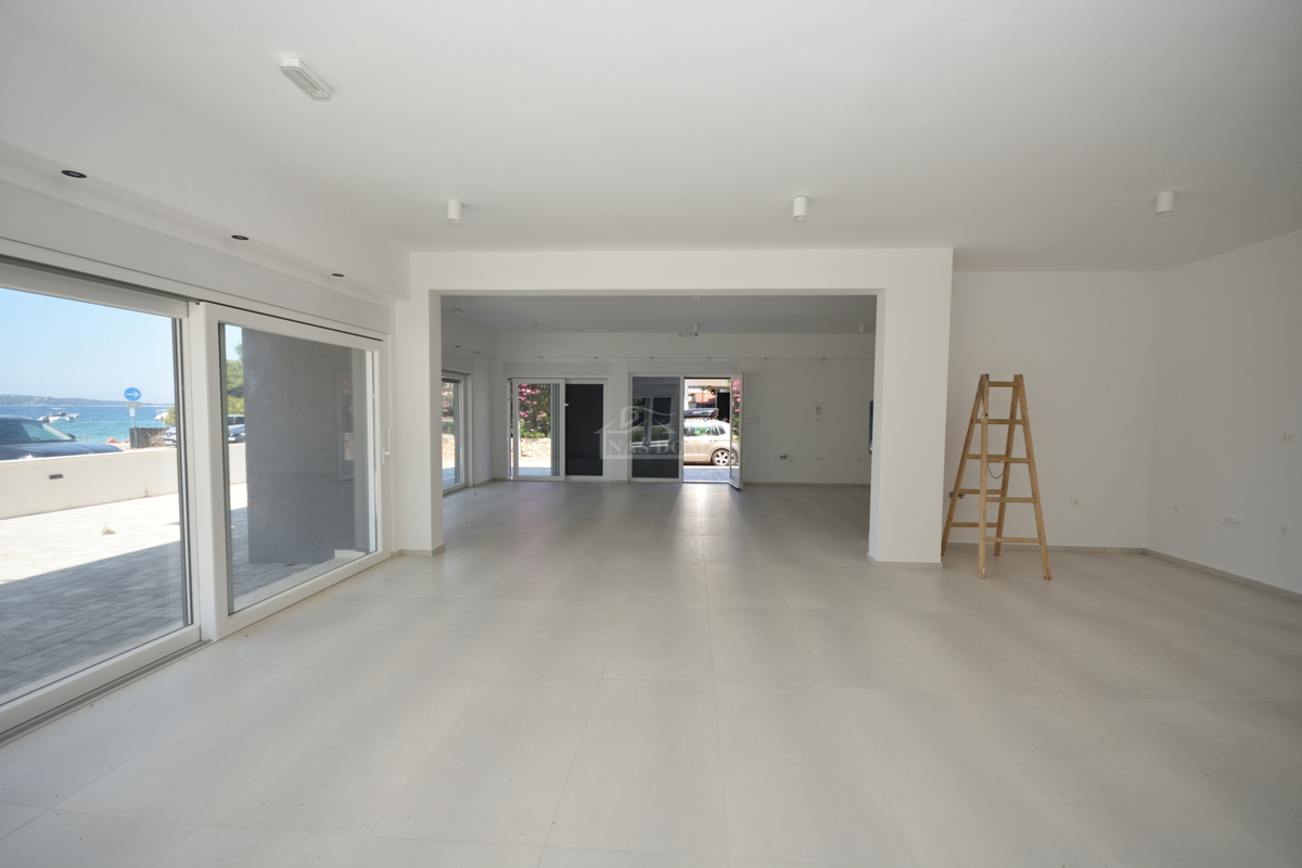 Lokal użytkowy Na sprzedaż - ŠIBENSKO-KNINSKA VODICE