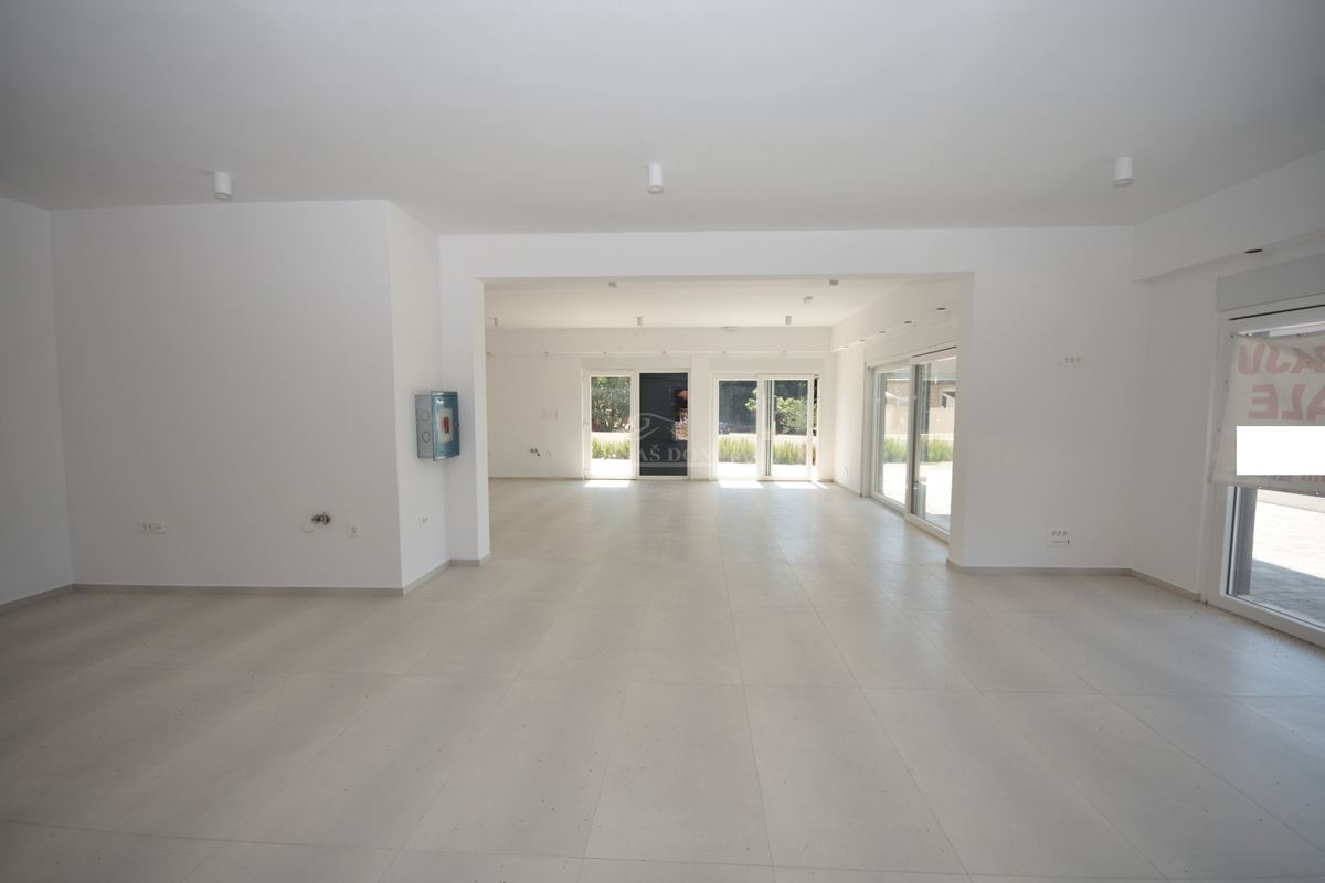 Lokal użytkowy Na sprzedaż - ŠIBENSKO-KNINSKA VODICE