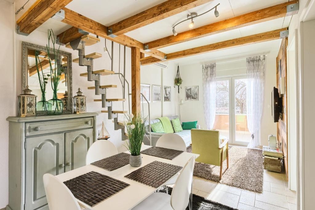 House For sale - ISTARSKA MEDULIN