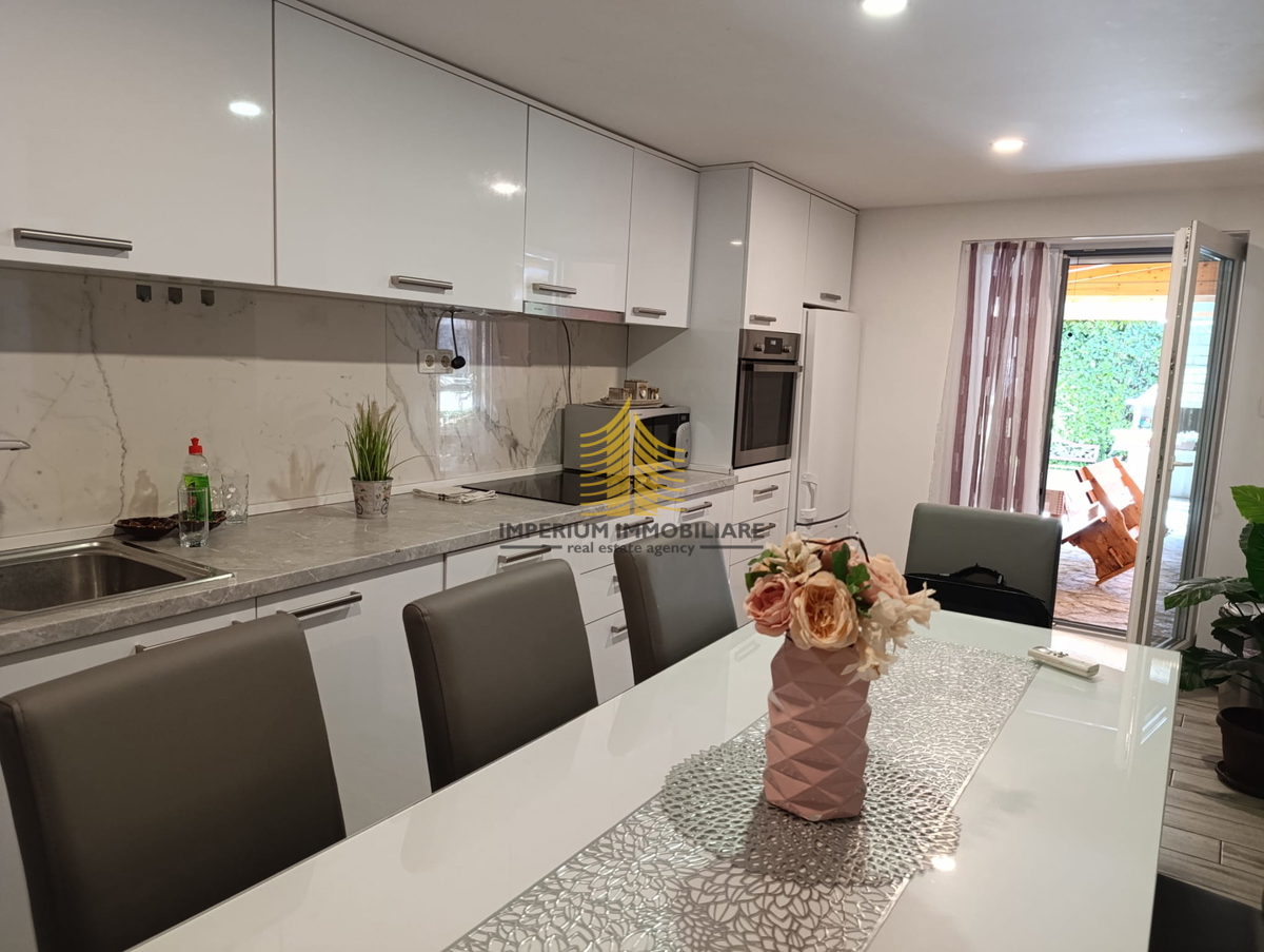 Haus Zu verkaufen - SPLITSKO-DALMATINSKA TROGIR