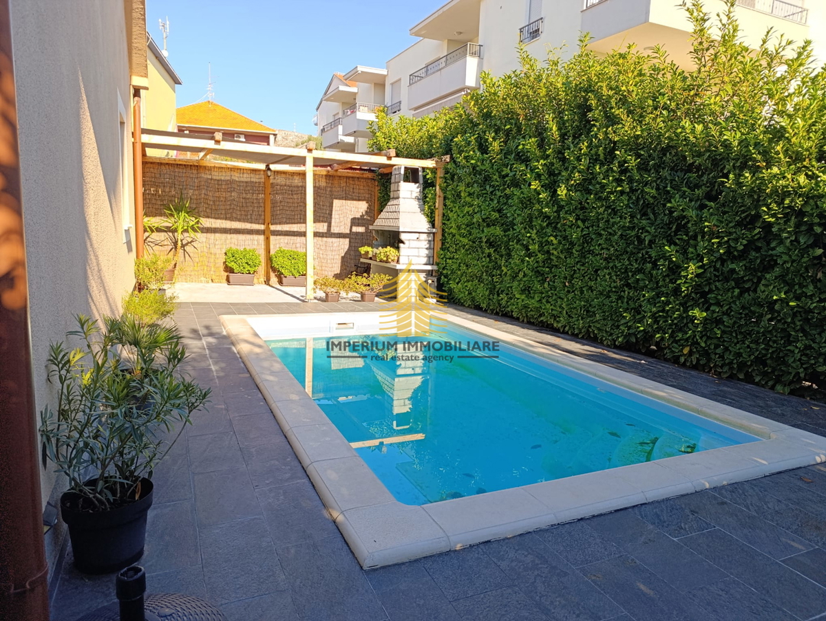 Haus Zu verkaufen - SPLITSKO-DALMATINSKA TROGIR