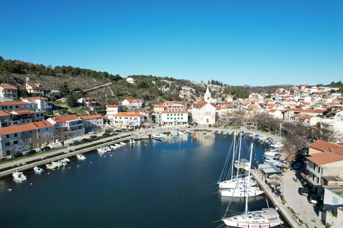 Hiša Na predaj - ŠIBENSKO-KNINSKA ŠIBENIK