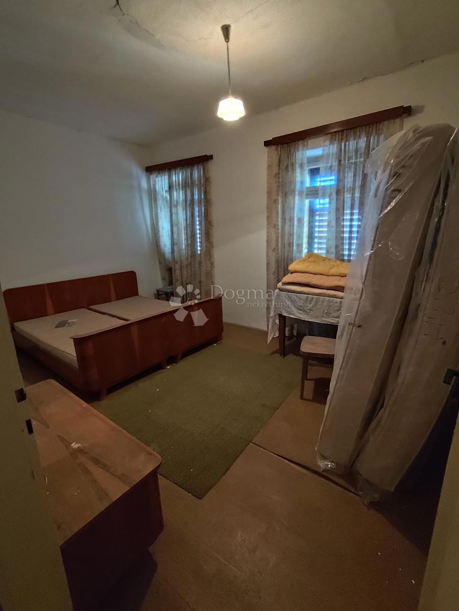 Hiša Na predaj - ŠIBENSKO-KNINSKA ŠIBENIK