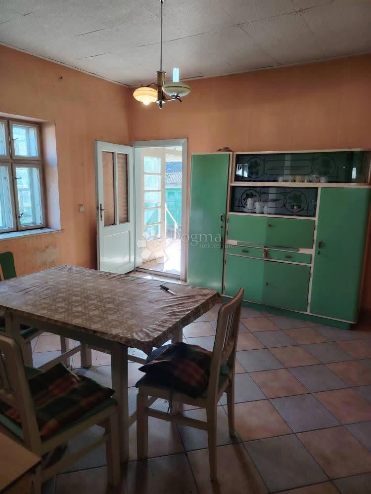 Casa In vendita - OSJEČKO-BARANJSKA KNEŽEVI VINOGRADI