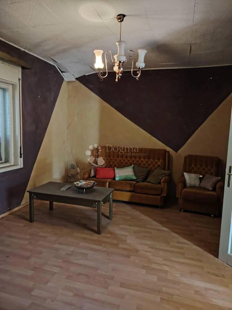 Casa In vendita - OSJEČKO-BARANJSKA KNEŽEVI VINOGRADI