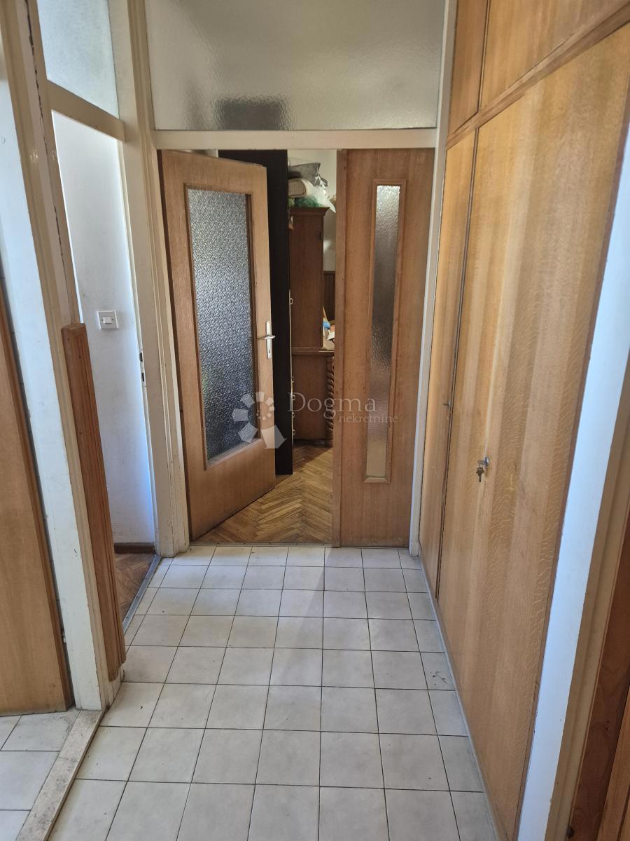 Appartamento In vendita - SPLITSKO-DALMATINSKA SPLIT