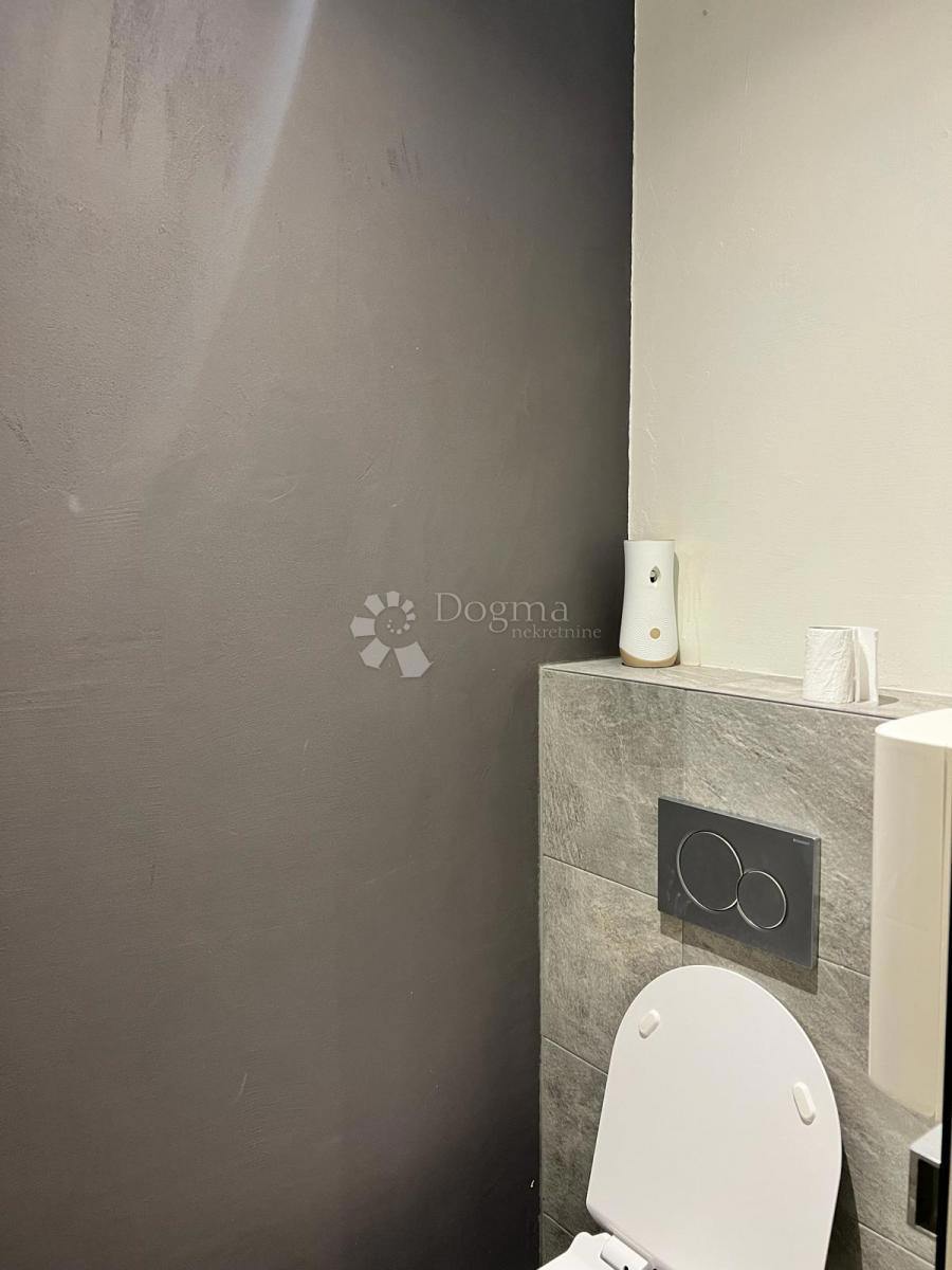 Business premises For sale - PRIMORSKO-GORANSKA RIJEKA