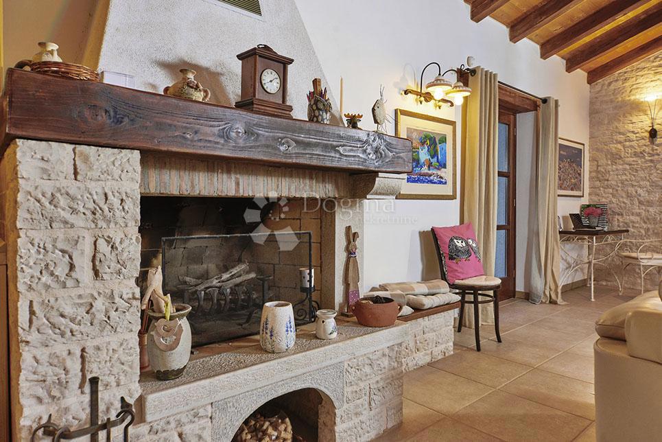 House For sale - ISTARSKA MOTOVUN