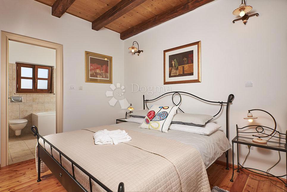 House For sale - ISTARSKA MOTOVUN