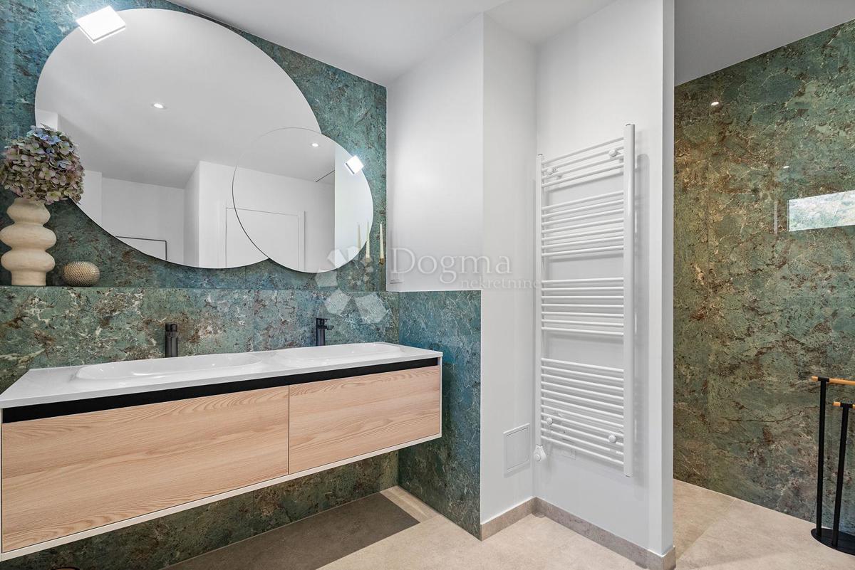 Maison À vendre - SPLITSKO-DALMATINSKA DUGI RAT