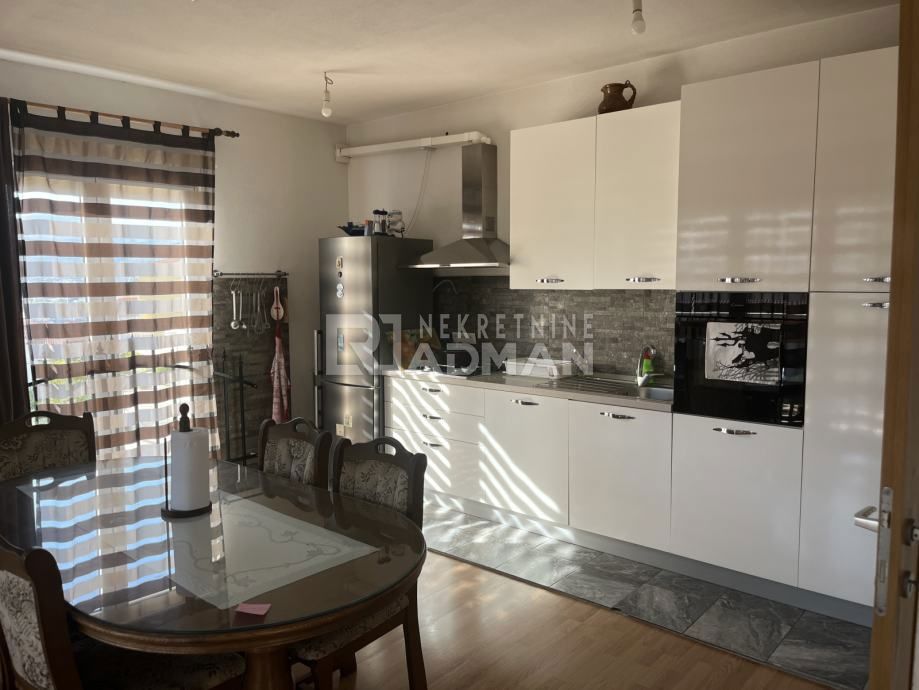 Casa In vendita - SPLITSKO-DALMATINSKA ČIOVO
