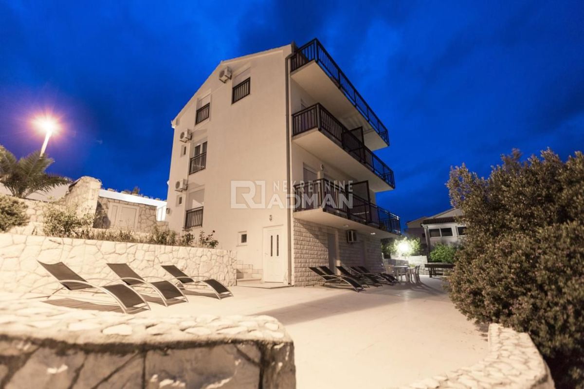 Casa In vendita - SPLITSKO-DALMATINSKA ČIOVO