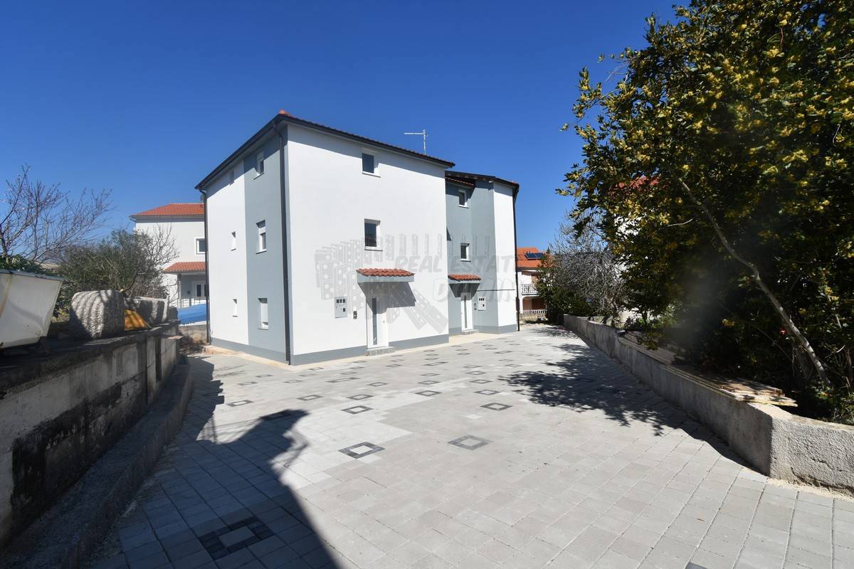 Stan Na prodaju - Primorsko-goranska Krk - foto 3/22