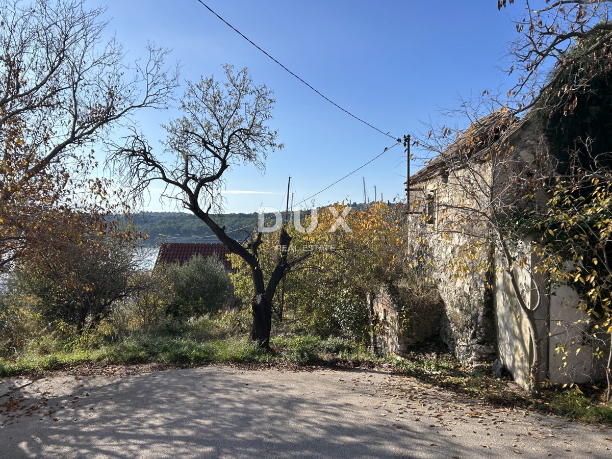Kuća Na prodaju - ŠIBENSKO-KNINSKA ŠIBENIK