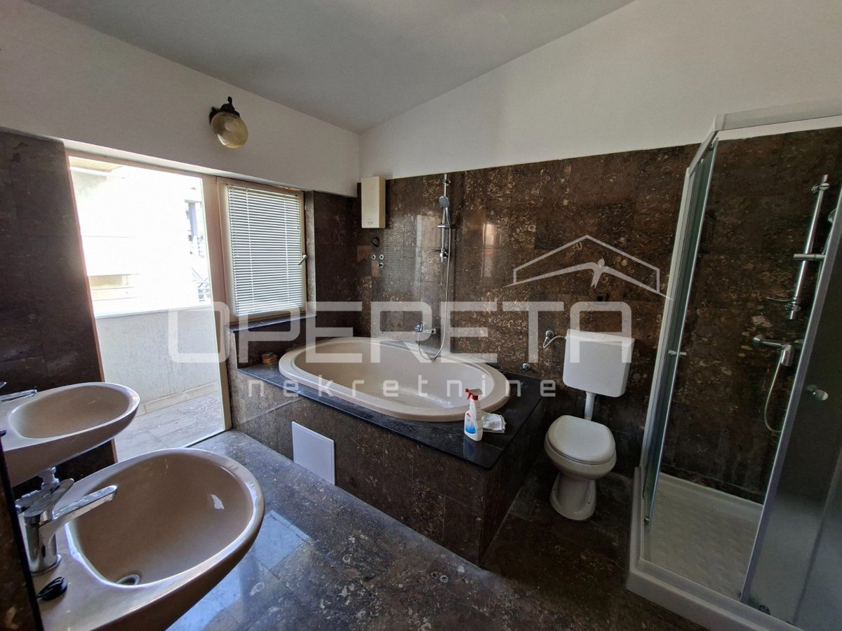 Flat For sale - SPLITSKO-DALMATINSKA SPLIT