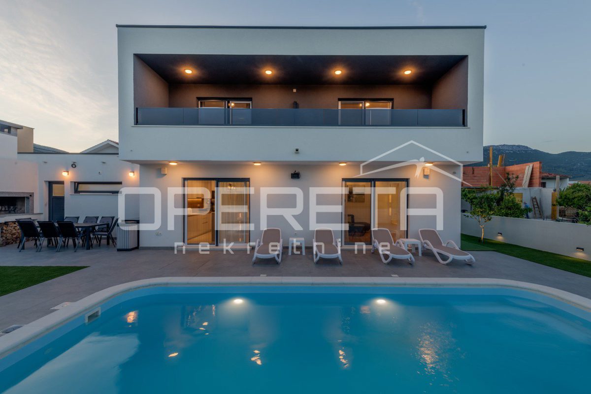 Maison À vendre - SPLITSKO-DALMATINSKA KAŠTELA