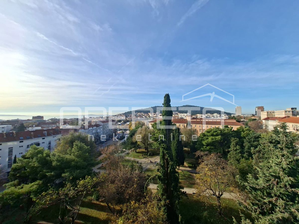Flat For sale - Splitsko-dalmatinska Split - foto 1/8