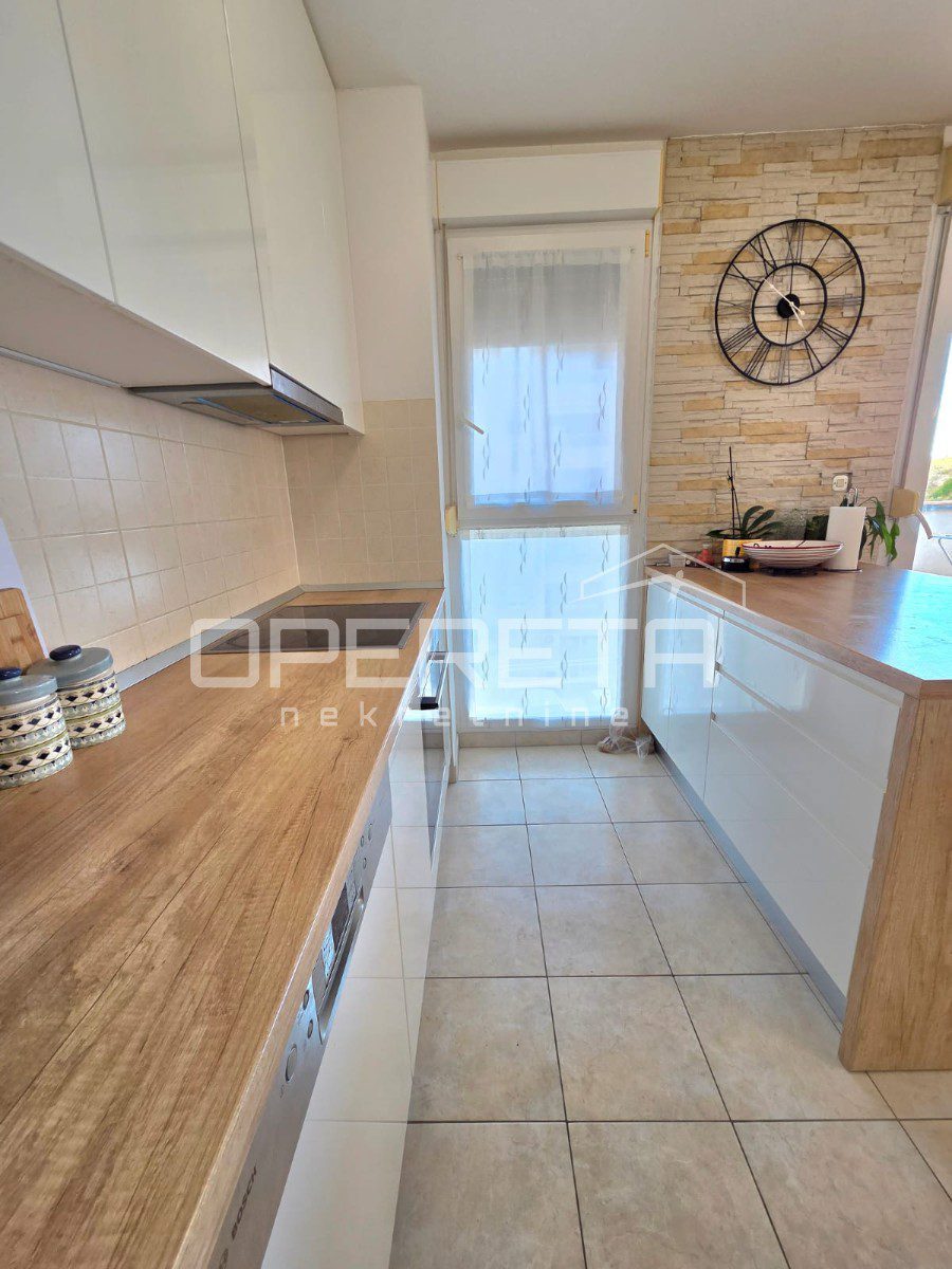 Apartmán Na predaj - SPLITSKO-DALMATINSKA SPLIT