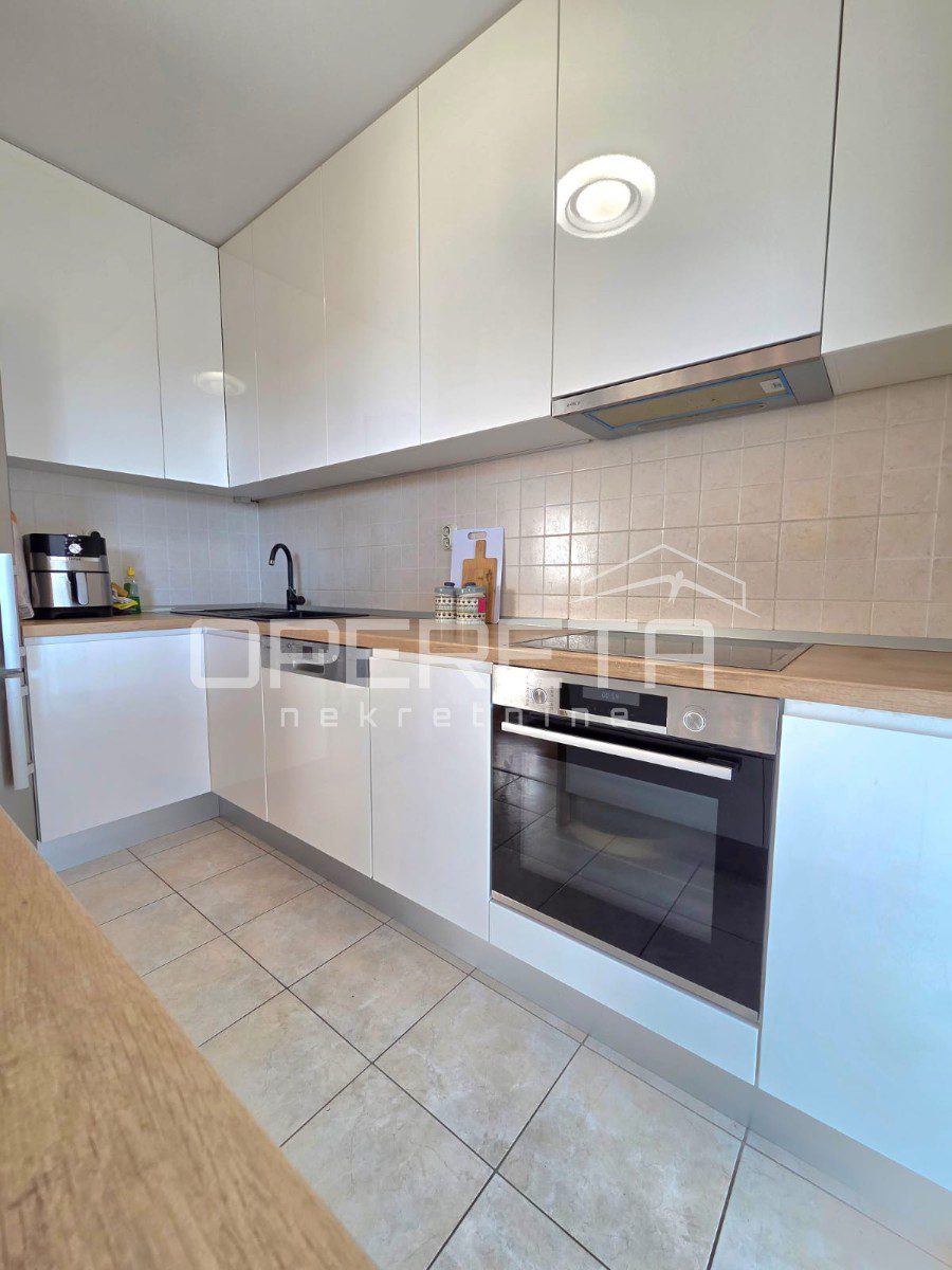 Apartmán Na predaj - SPLITSKO-DALMATINSKA SPLIT