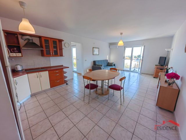 Apartma za najem 78 m² – Ližnjan