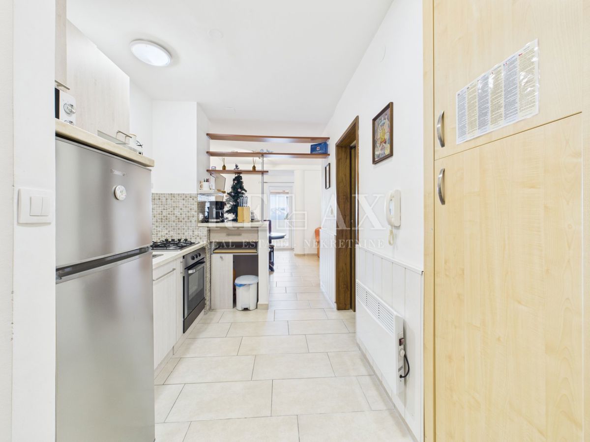 Flat For sale - LIČKO-SENJSKA SENJ