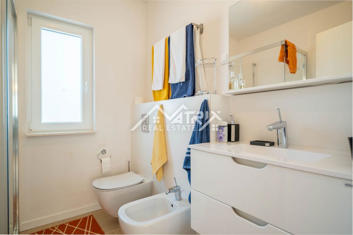 House For sale - ISTARSKA NOVIGRAD