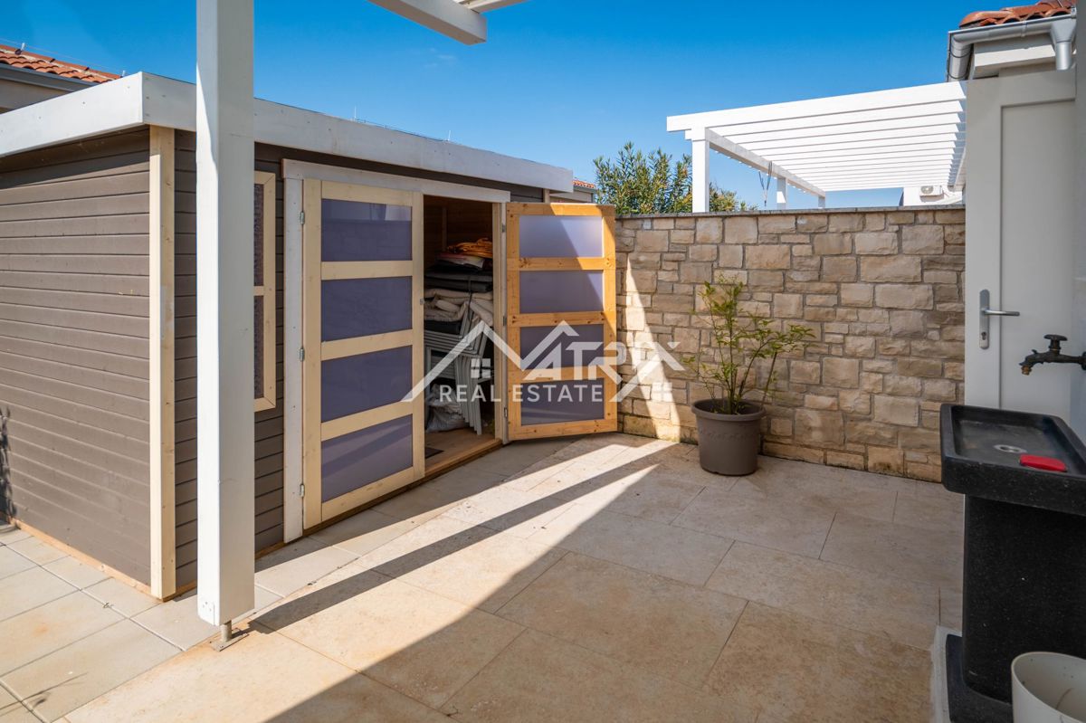 House For sale - ISTARSKA NOVIGRAD