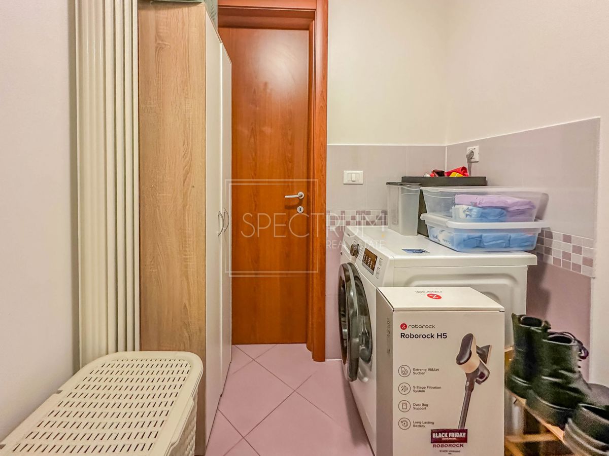 Flat For sale - ISTARSKA NOVIGRAD