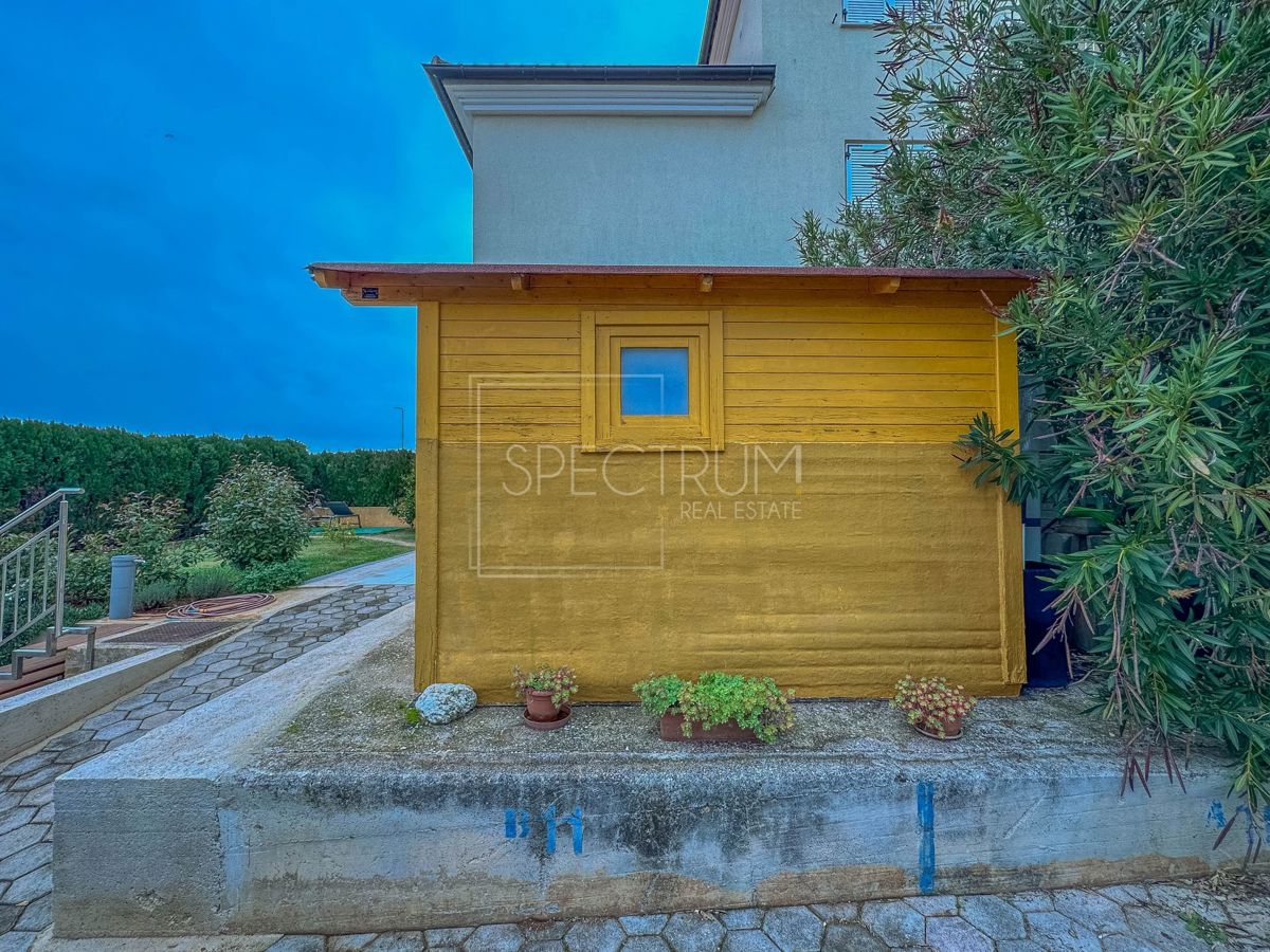 Flat For sale - ISTARSKA NOVIGRAD