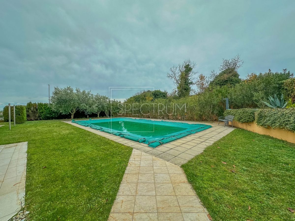 Flat For sale - ISTARSKA NOVIGRAD