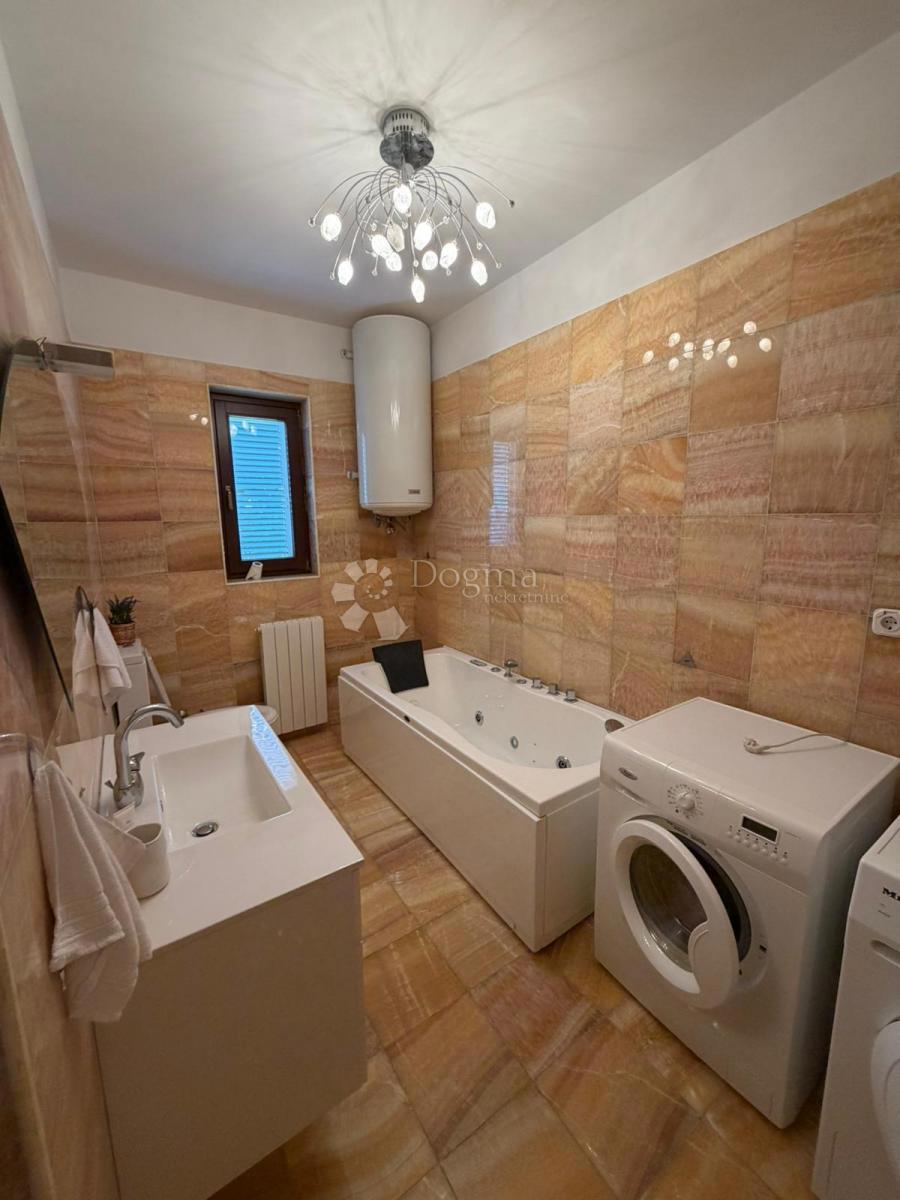 Apartment Zu vermieten - PRIMORSKO-GORANSKA OPATIJA