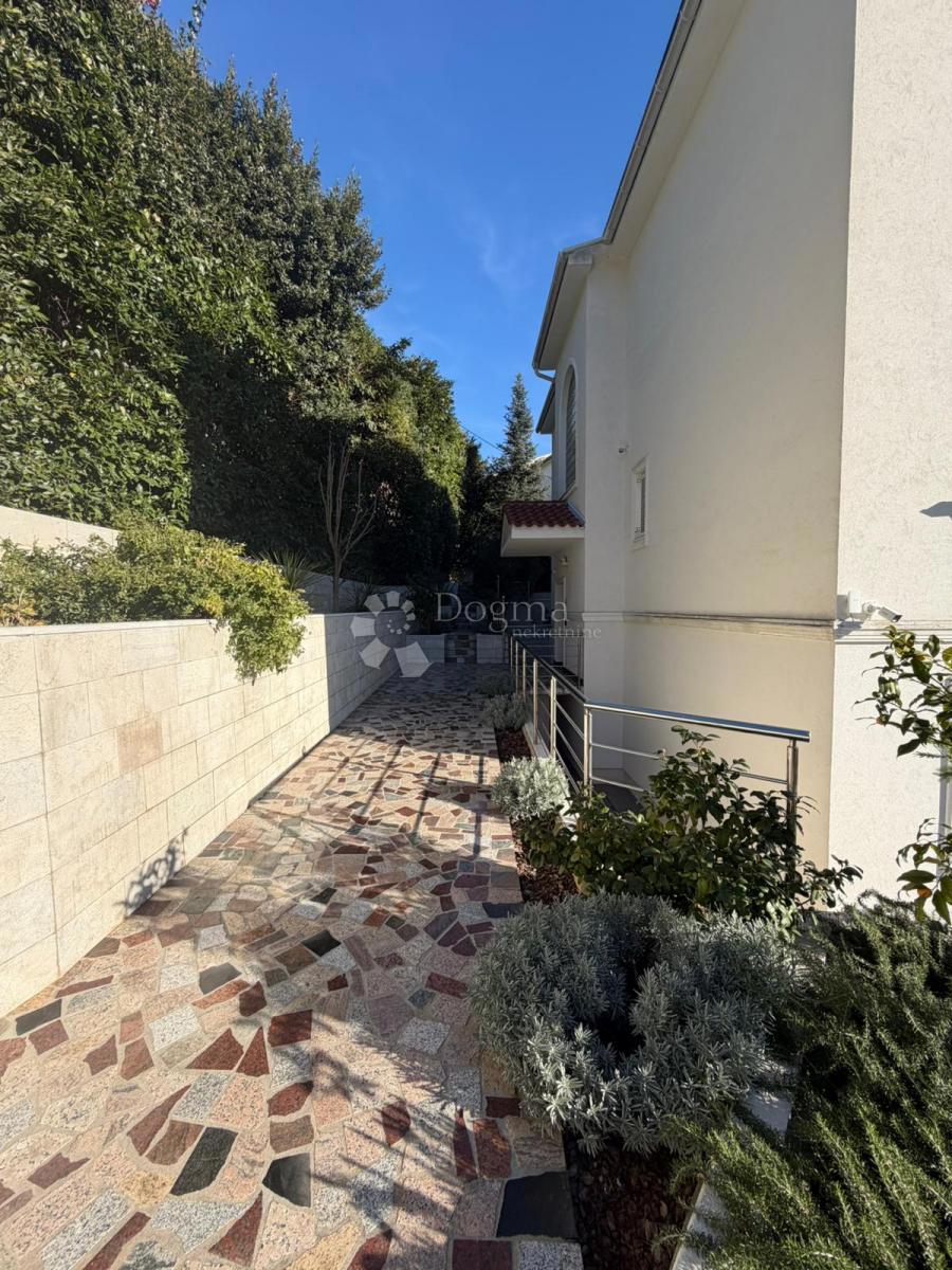 Apartment Zu vermieten - PRIMORSKO-GORANSKA OPATIJA