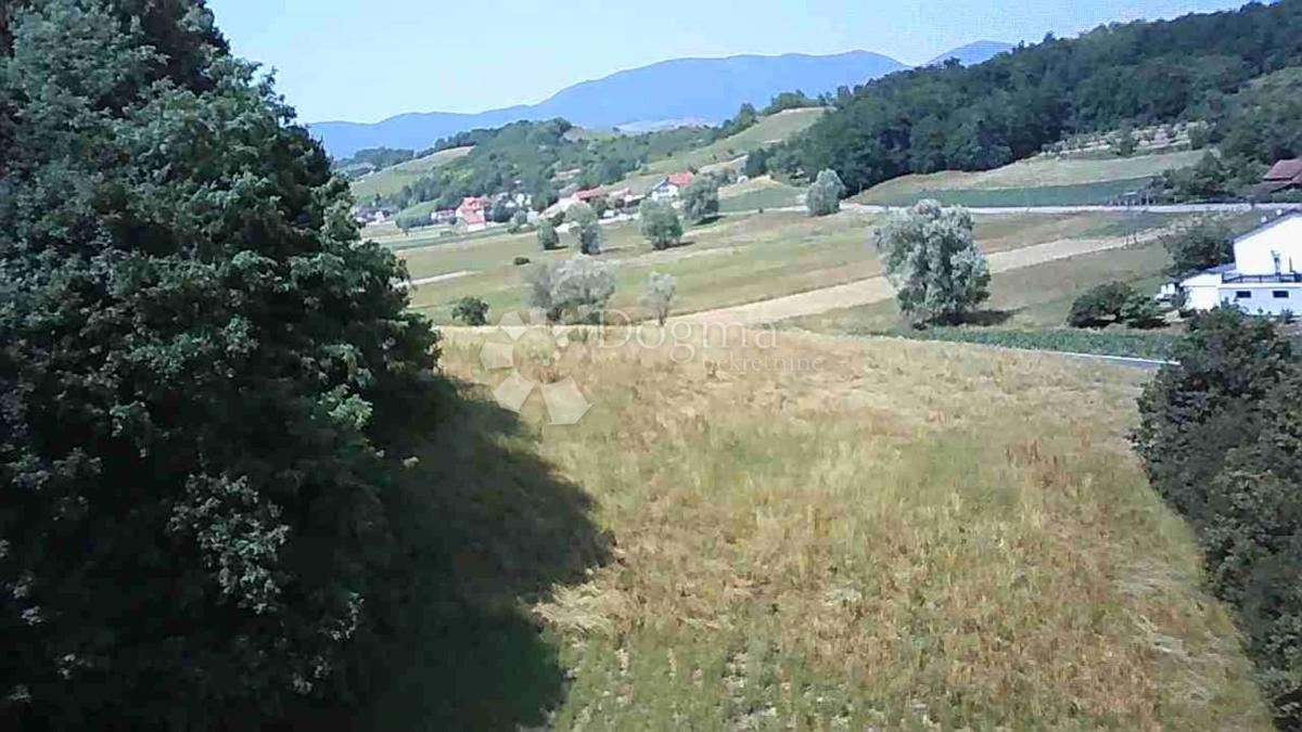 Działka Na sprzedaż - KRAPINSKO-ZAGORSKA KRAPINA