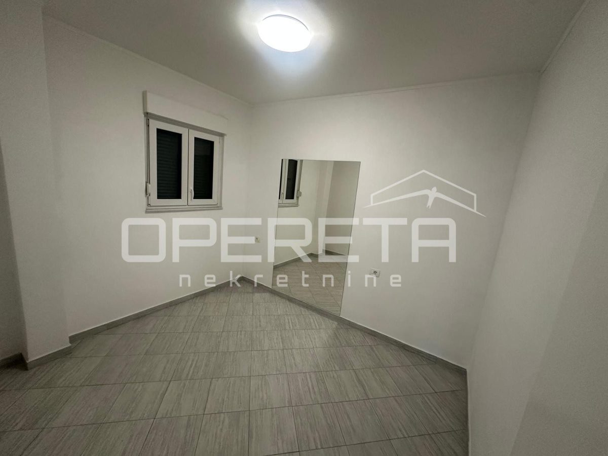 Commerciale Da affittare - SPLITSKO-DALMATINSKA SPLIT