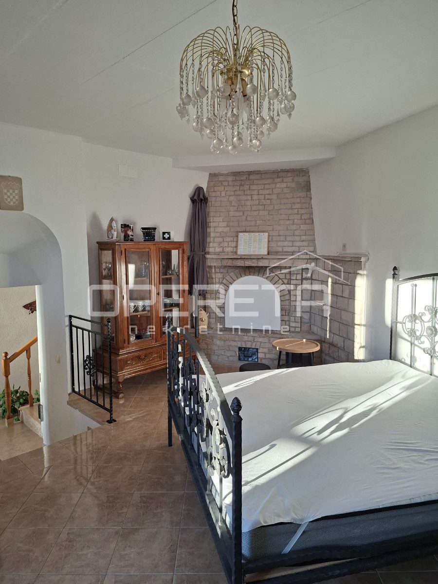 Maison À vendre - SPLITSKO-DALMATINSKA DUGI RAT