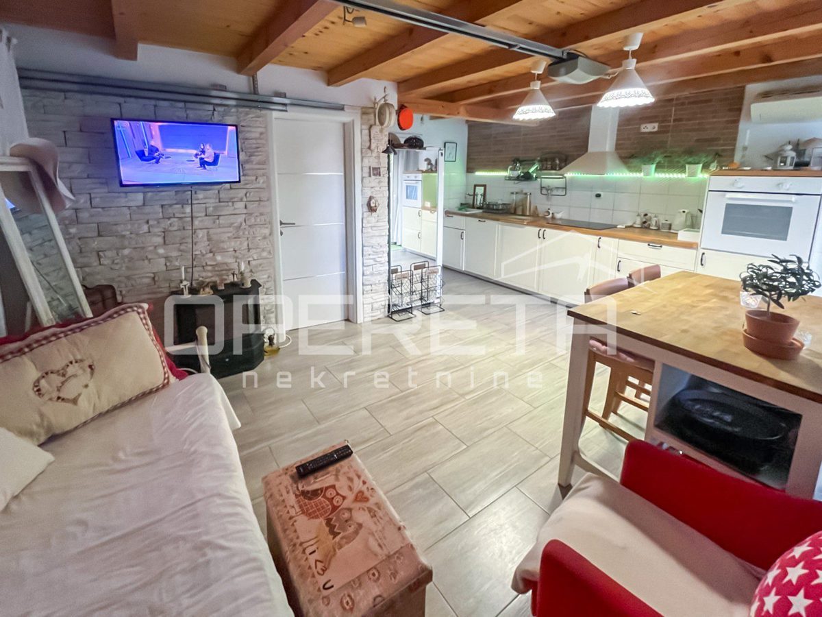 Flat For sale - ŠIBENSKO-KNINSKA VODICE