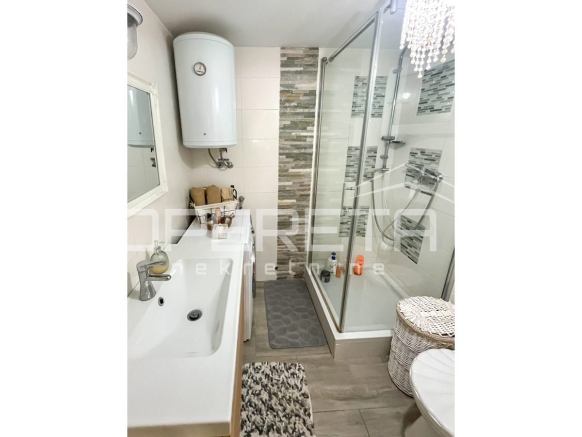 Flat For sale - ŠIBENSKO-KNINSKA VODICE