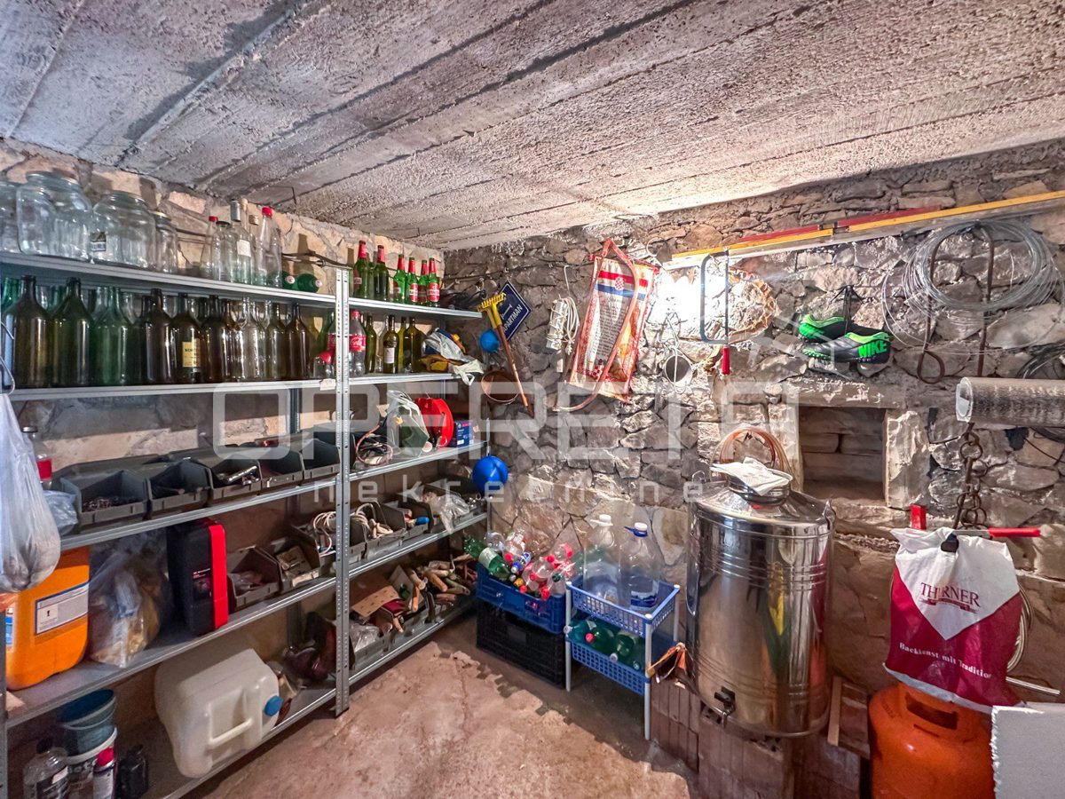 Flat For sale - ŠIBENSKO-KNINSKA VODICE