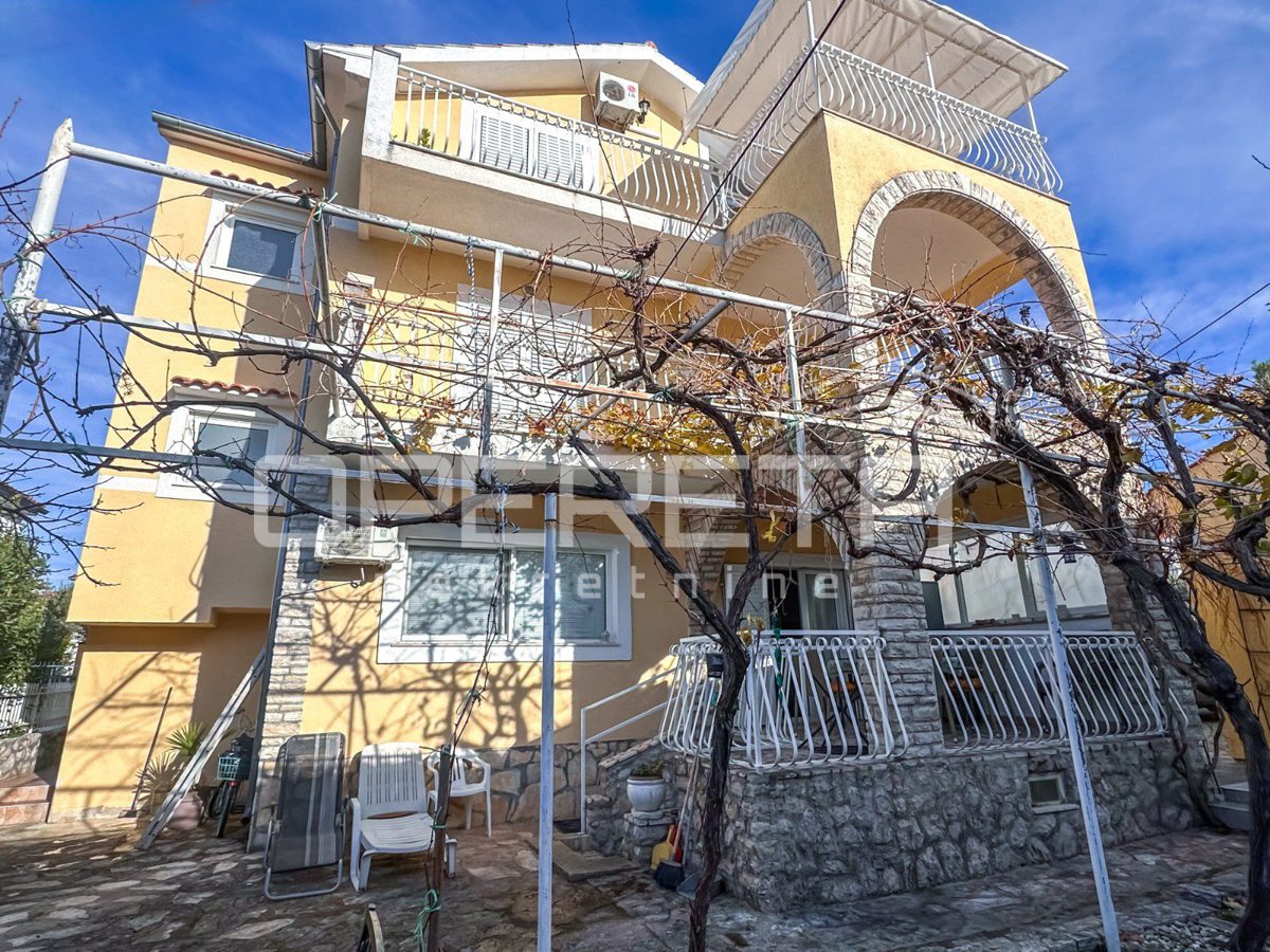 Flat For sale - ŠIBENSKO-KNINSKA VODICE