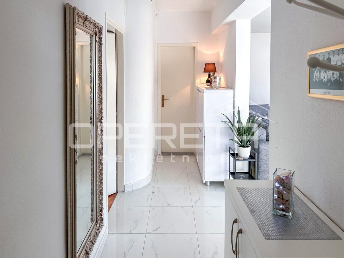 Flat For sale - ŠIBENSKO-KNINSKA VODICE