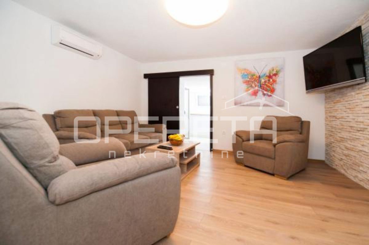 House For sale - SPLITSKO-DALMATINSKA VIS
