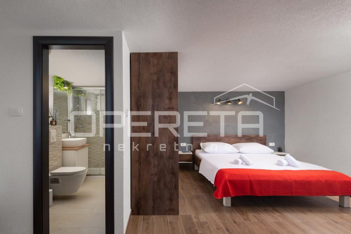 House For sale - SPLITSKO-DALMATINSKA VIS