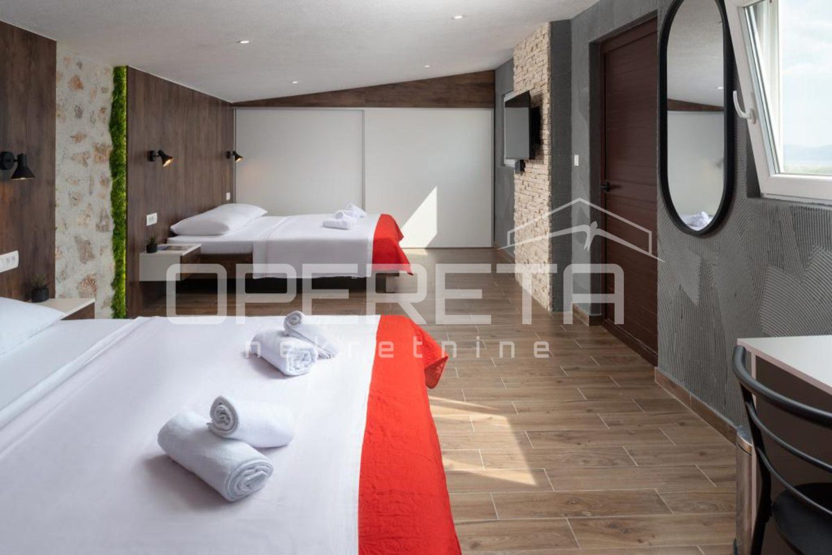 House For sale - SPLITSKO-DALMATINSKA VIS
