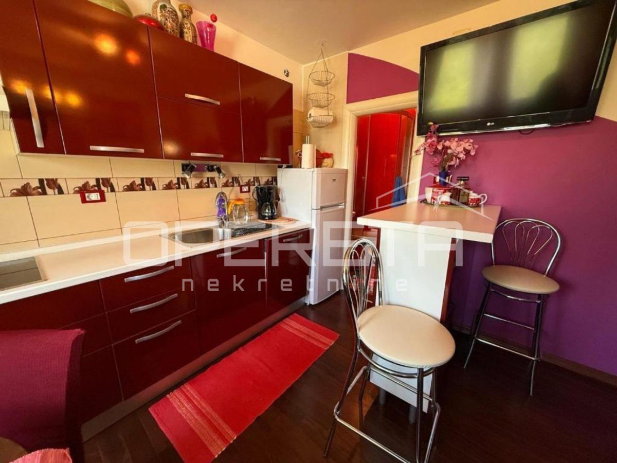 Flat For rent - SPLITSKO-DALMATINSKA SPLIT