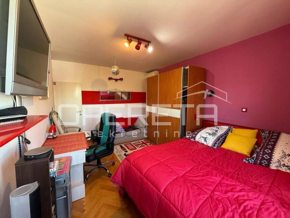 Flat For rent - SPLITSKO-DALMATINSKA SPLIT