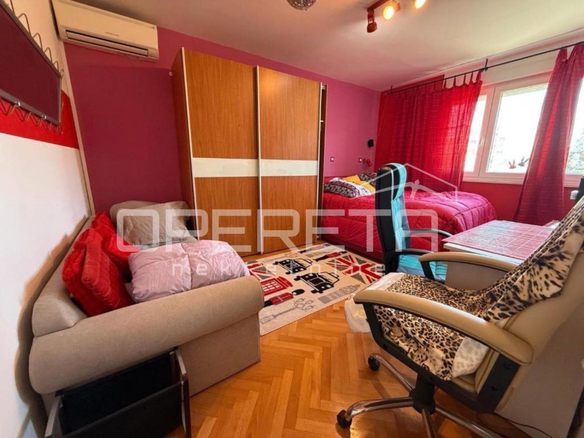 Flat For rent - SPLITSKO-DALMATINSKA SPLIT