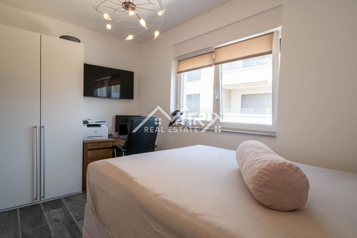 House For sale - ISTARSKA NOVIGRAD