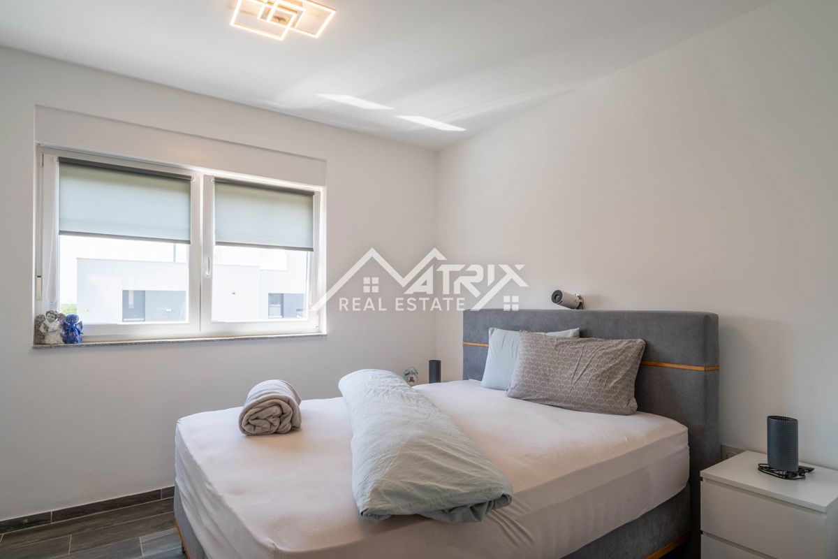 House For sale - ISTARSKA NOVIGRAD