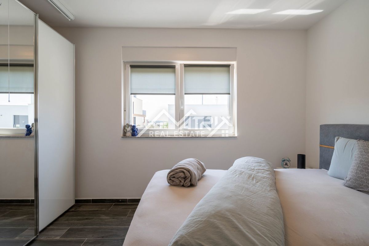 House For sale - ISTARSKA NOVIGRAD