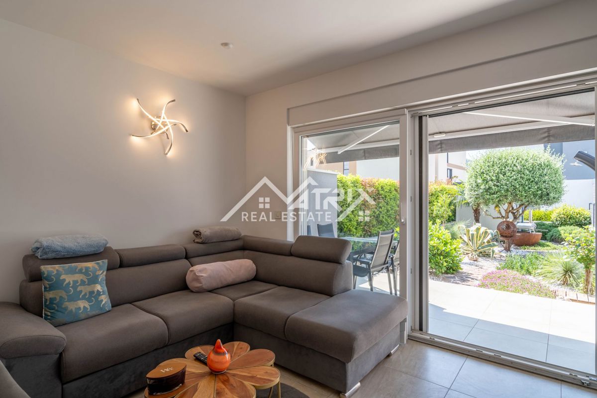 House For sale - Istarska Novigrad - foto 2/27